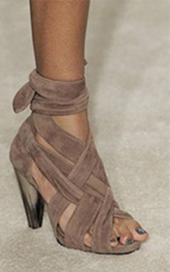 Туфли натуральные с замысловатым переплетением Туфли натуральные с замысловатым переплетением