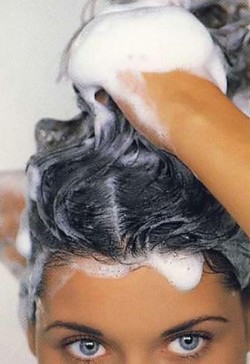 Как правильно мыть волосы Как правильно мыть волосы