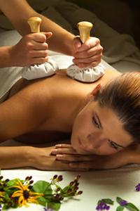 Массаж с оливковым маслом