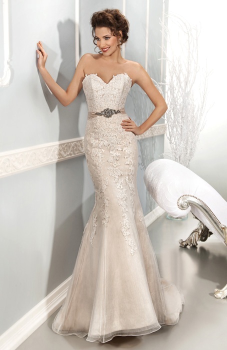 Разнообразные свадебные платья - какое выбрать Разнообразные свадебные платья - какое выбрать