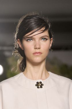 Модные прически весны 2013п