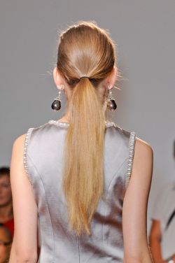 Модные прически весны 2013о