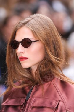 Модные прически весны 2013в