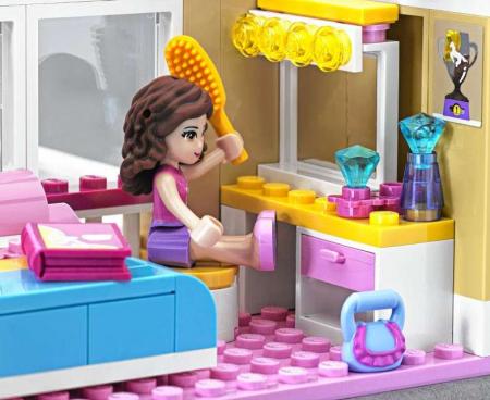 Подарите своей дочурке любимый конструктор - Lego Friends