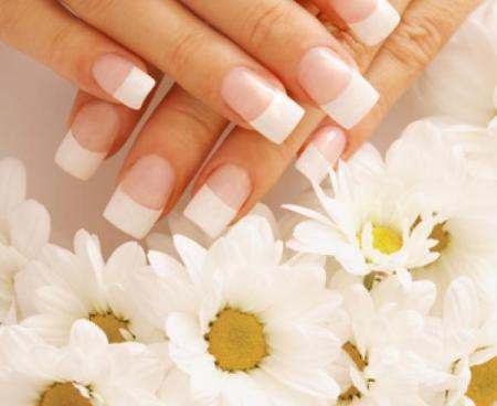 Здоровые ногти и эфирное масло