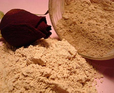 Розовая глина в домашней косметике2