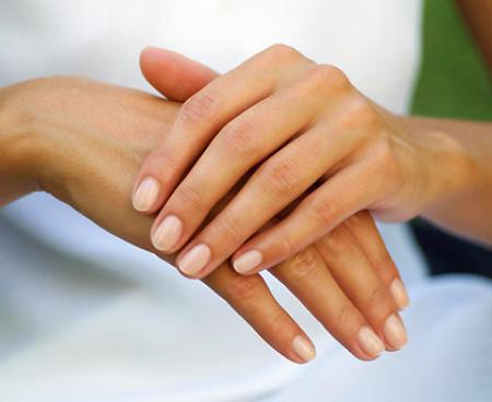 Уход за кожей рук и ногтями
